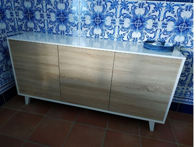 Foto de cliente de Aparador Salón Moderno Zaiken 3 Puertas Color Blanco Brillo Y Roble Canadian 154 cm