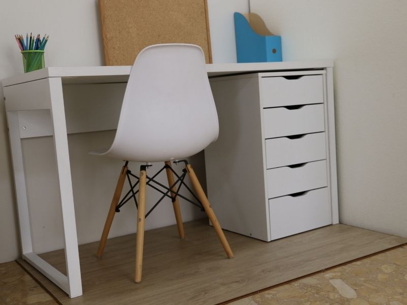 Foto de cliente de Mesa Escritorio Estudio Oficina Color Blanco Nexus Con Puerto USB 135 cm