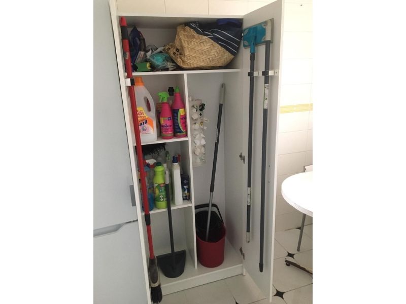 Foto de cliente de Armario Multiusos 73x182 Escobero