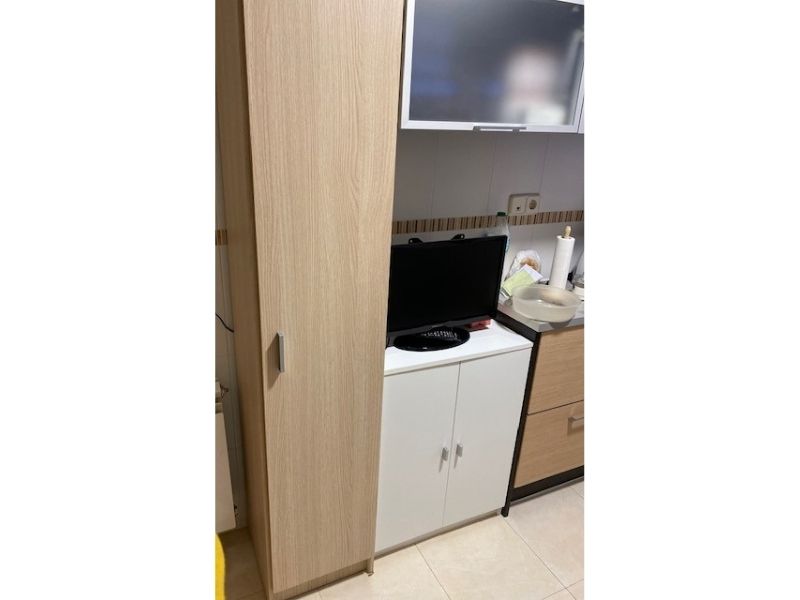 Foto de cliente de Mueble Auxiliar Armario Multiusos Color Roble Multiestancia 37x180 cm