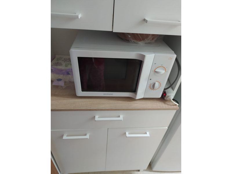 Foto de cliente de Mueble auxiliar cocina alto Yuka Blanco 72x186 cm