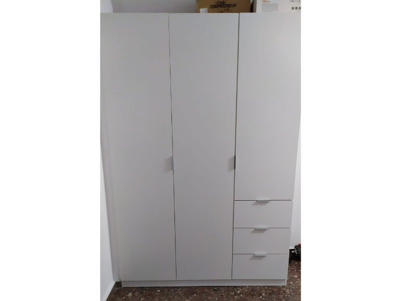 Foto de cliente de Armario Blanco 3 Cajones 3 Puertas 121x180 cm