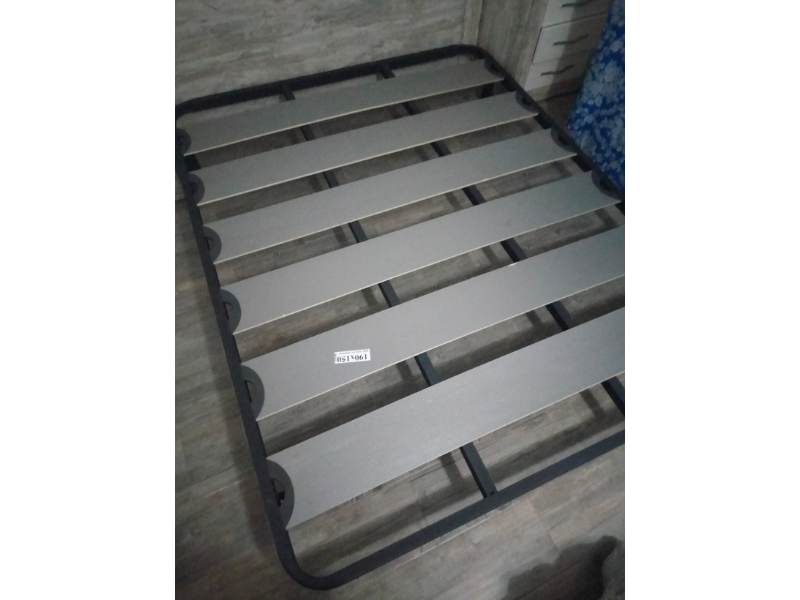 Foto de cliente de Somier de Láminas Balda Ancha 40x30 mm (Con Patas)