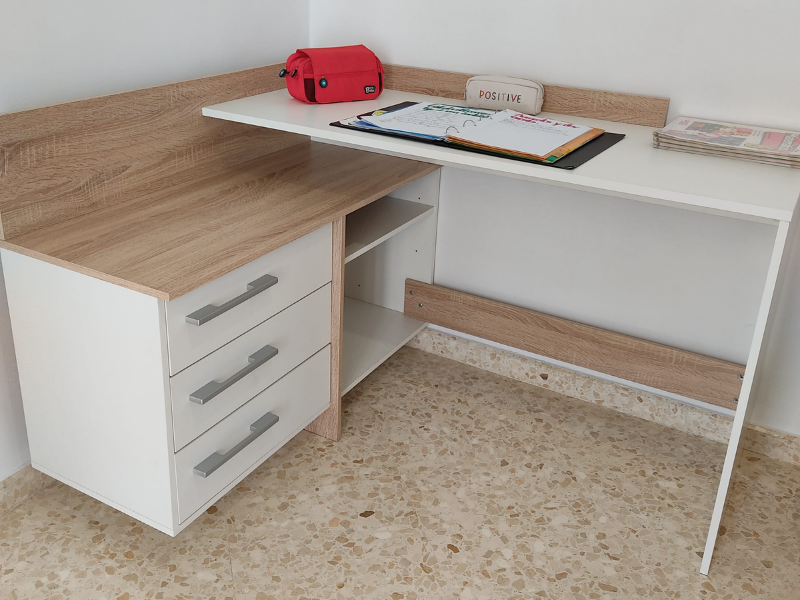 Foto de cliente de Escritorio con cajonera 129 cm roble cepillado y blanco mate