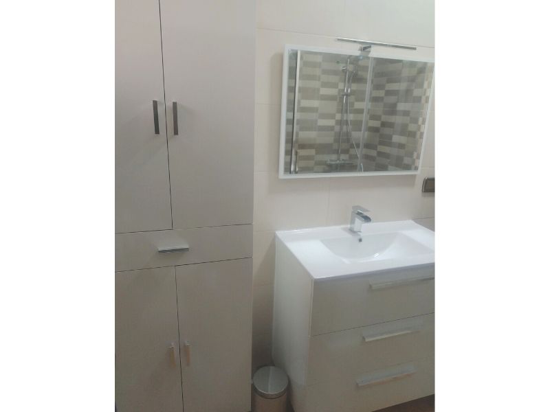 Foto de cliente de Mueble Auxiliar de Baño Galatea Blanco Brillo 60x182 cm