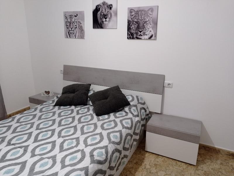 Foto de cliente de Dormitorio Matrimonio Estilo Industrial Pack Muebles Cemento y Blanco