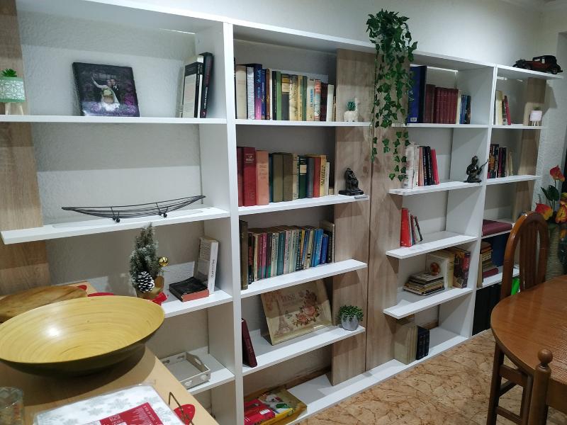 Foto de cliente de Pack 4 Estanterías Alida color Roble Canadian y Blanco 360x180x25 cm