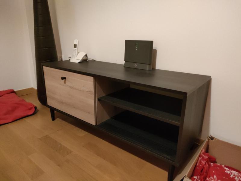 Foto de cliente de Mueble Tv Arty 110 cm Color Roble Kronberg y Negro 1 puerta