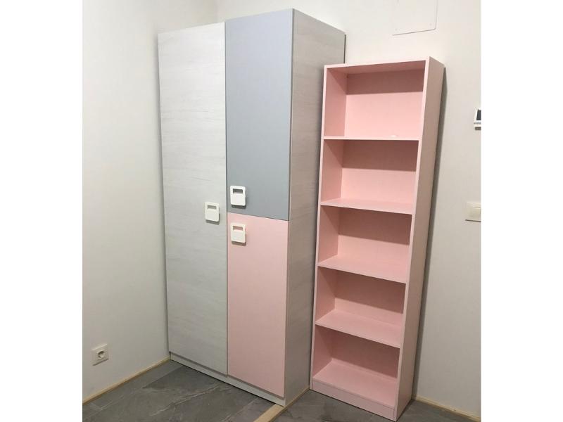 Foto de cliente de Armario Juvenil 3 Puertas Blanco Alpes y Rosa 90x200 cm