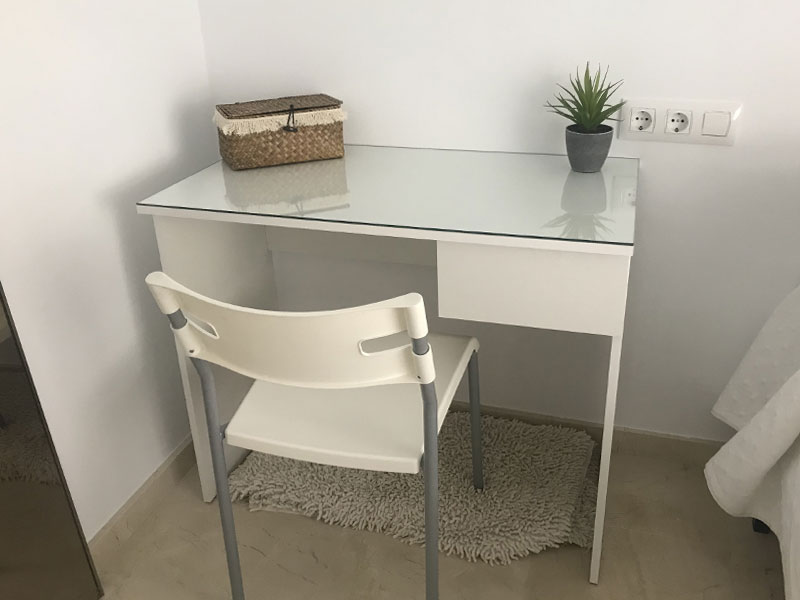 Foto de cliente de Mesa Escritorio Turín  Estudio Juvenil Con Cajón Color Blanco Mate 90 cm