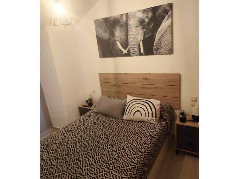 Foto de cliente de Dormitorio Matrimonio Estilo Industrial Pack Muebles Roble Nodi y Gris Antracita 150 o 135 cm