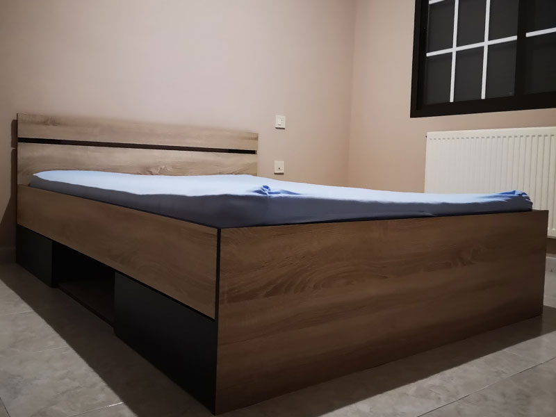 Foto de cliente de Cama de Matrimonio Estilo Industrial 2 Cajones Michigan 135 O 140