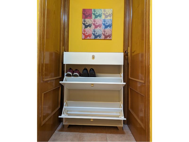 Foto de cliente de Mueble Zapatero Izzy Color Blanco Mate y Kronberg 81 cm