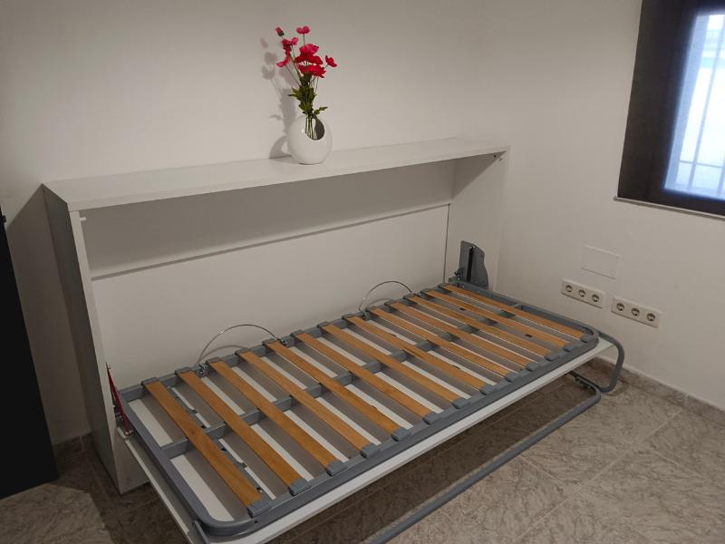 Foto de cliente de Cama Plegable Abatible Color Blanco Liso 90x190 cm