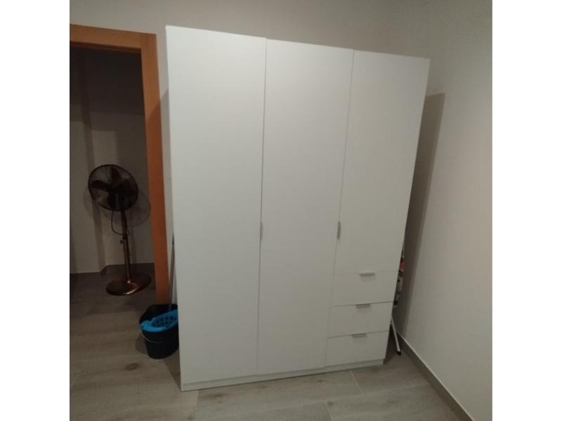 Foto de cliente de Armario Blanco 3 Puertas 3 Cajones 135x200 cm