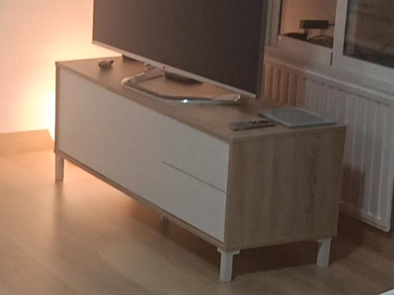 Foto de cliente de Mueble TV Brooklyn 130 cm color roble Canadian y Blanco Artik