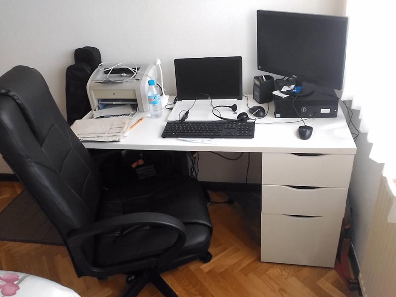 Foto de cliente de Mesa escritorio con cajones Athena color blanco 138 cm