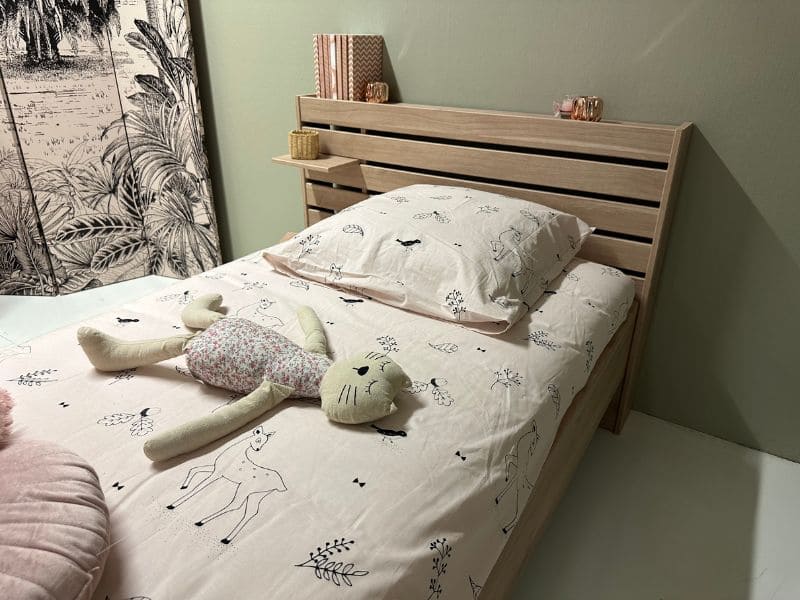 Foto de cliente de Cama Juvenil Eik con Cabecero y Cajones en Roble Japonés 90x190-200 cm