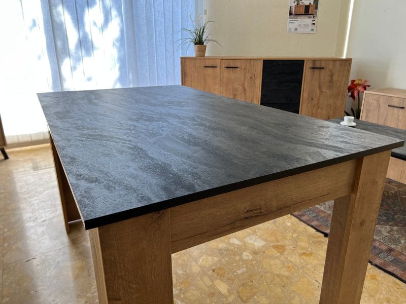 Foto de cliente de Mesa de Comedor Extensible Color Roble Gold y Mármol Oscuro 140-195x80 cm