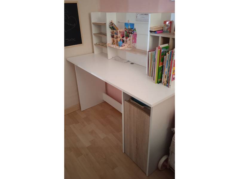 Foto de cliente de Escritorio con altillo 135 cm Blanco y roble