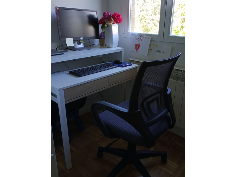 Foto de cliente de Mesa Escritorio Extensible Blanco Artik Y Roble Canadian 99 cm