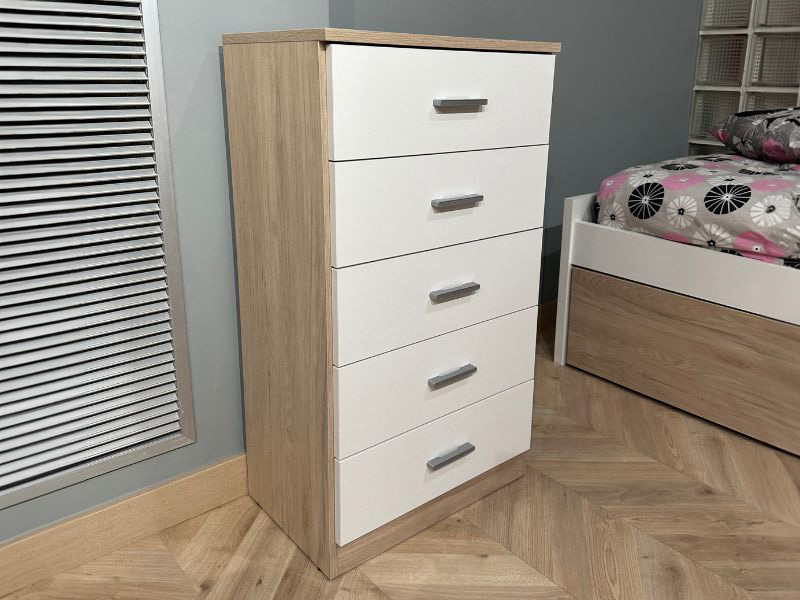 Foto de cliente de Cómoda De 5 Cajones Couple Blanco Mate Y Sahara 50x90 cm