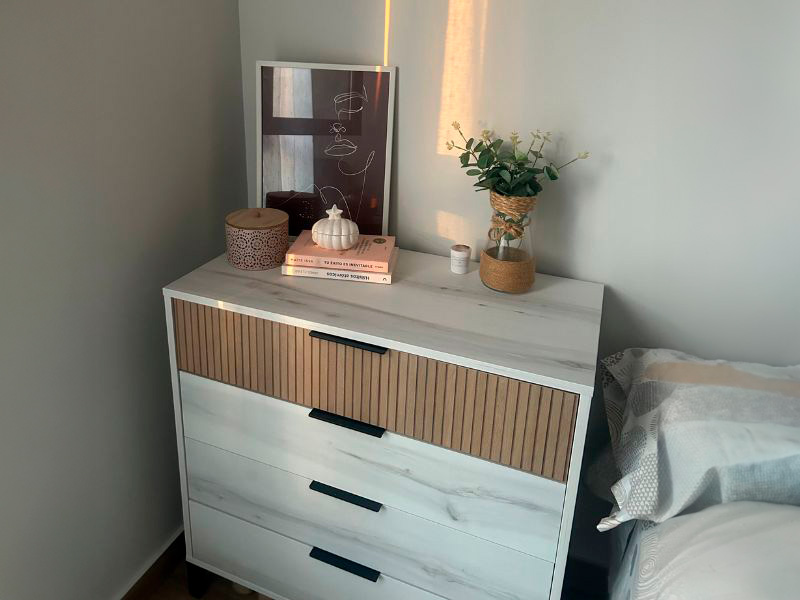 Foto de cliente de Dormitorio Matrimonio Moderno Arles Color Blanco Albo y Roble Rayado 135-160 cm