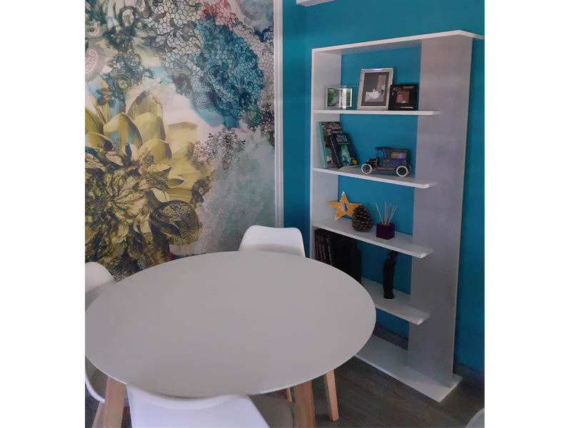 Foto de cliente de Estantería Moderna Para Salón Oficina Color Gris Cemento y Blanco 5 baldas 90x180x25 cm