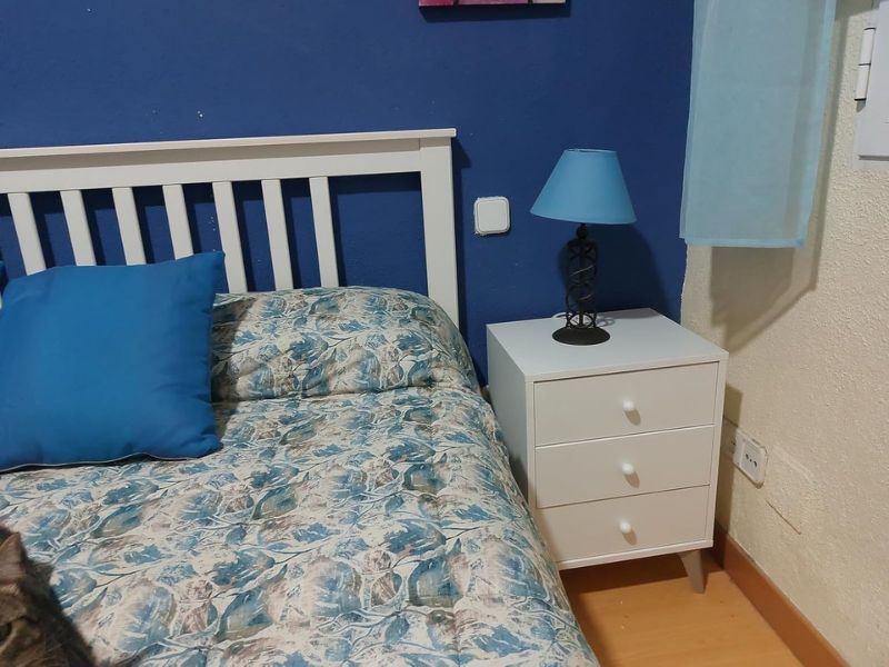 Foto de cliente de Mesita de Noche Blanca Juvenil con 3 Cajones Sweet 40x56 cm