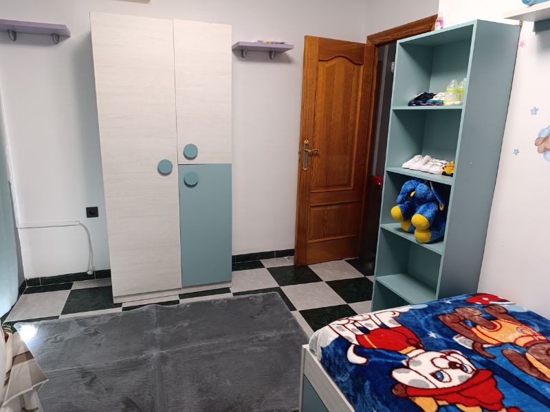 Foto de cliente de Armario Juvenil Para Habitación Juvenil Snuba Color Verde Y Blanco 90x200 cm