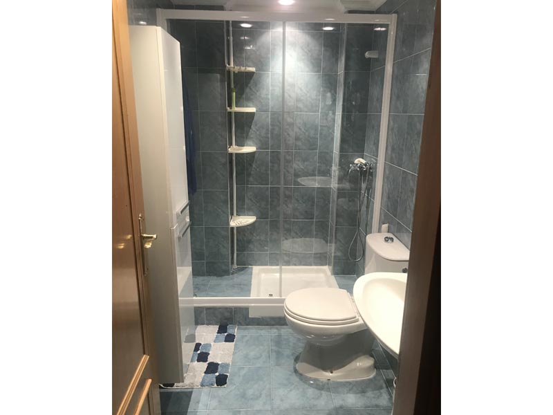 Foto de cliente de Columna De Baño Suspendida Aruba Color Blanco Lacado 30x150 cm