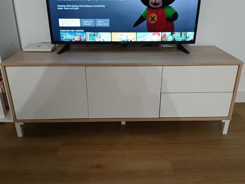 Foto de cliente de Mueble TV Brooklyn 130 cm color roble Canadian y Blanco Artik