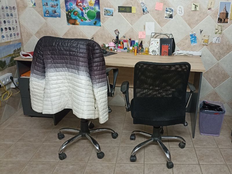 Foto de cliente de Pack de Oficina Nibis en Roble Sonoma y Gris Antracita (Aparador + Cajonera + Armario Auxiliar + 2 Estanterías + Escritorio)