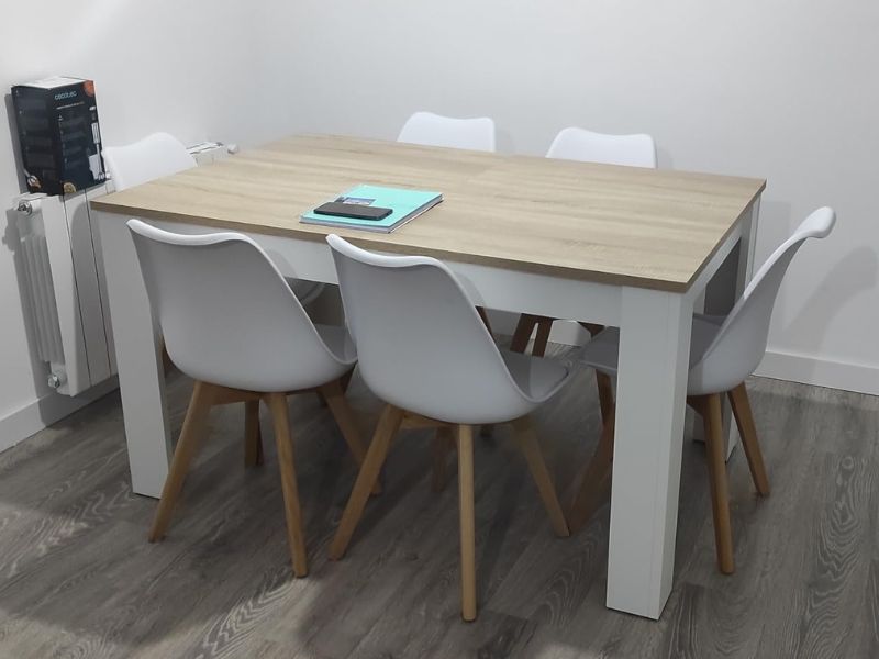 Foto de cliente de Pack Mesa con 4 Sillas Estilo Nórdico Color Blanco y Roble Canadian