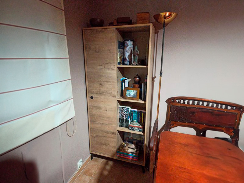 Foto de cliente de Pack Muebles Oficina 4 Escritorios, 2 Estanterías de Diferente Tamaño, 1 Aparador, 2 Librerías Diferentes Roble Gold