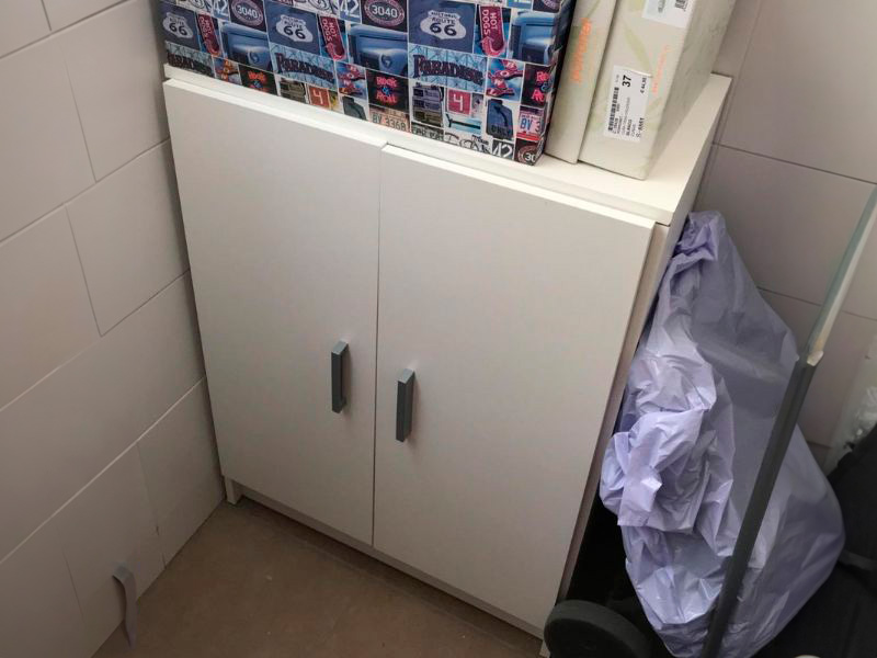 Foto de cliente de Muebles cocina blanco y gris cemento