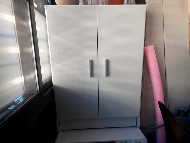 Foto de cliente de Muebles cocina blanco y gris cemento