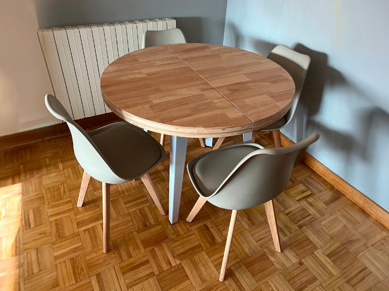 Foto de cliente de Mesa Comedor Redonda Extensible Berg Madera Color Roble Nordish y Blanco 100-180x100 cm