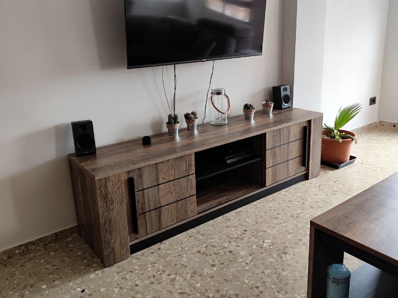 Foto de cliente de Mueble Tv Salón Mónaco Puertas Correderas Roble Saloon y Negro Estructurado 185 cm