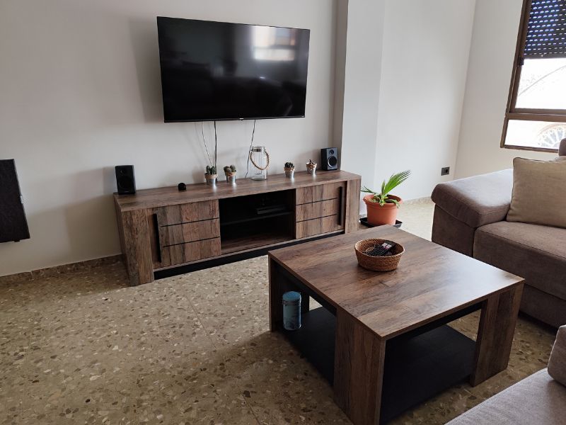 Foto de cliente de Mueble Tv Salón Mónaco Puertas Correderas Roble Saloon y Negro Estructurado 185 cm