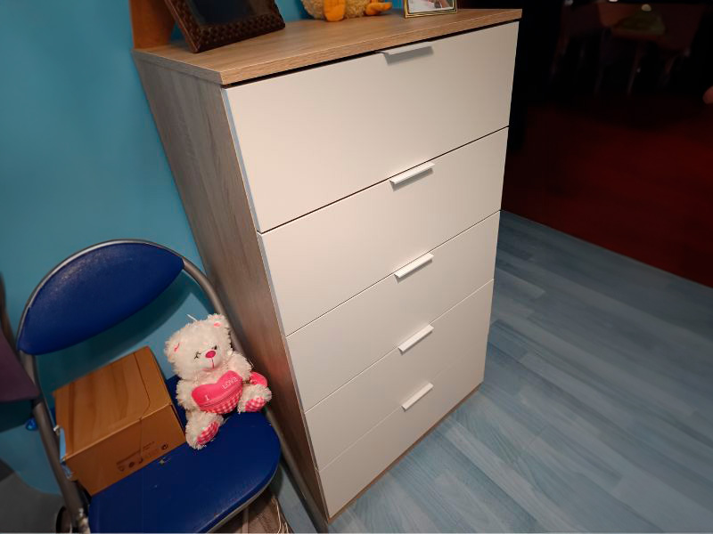Foto de cliente de Sinfonier Blanco Roble 5 Cajones Luca 60x110 cm