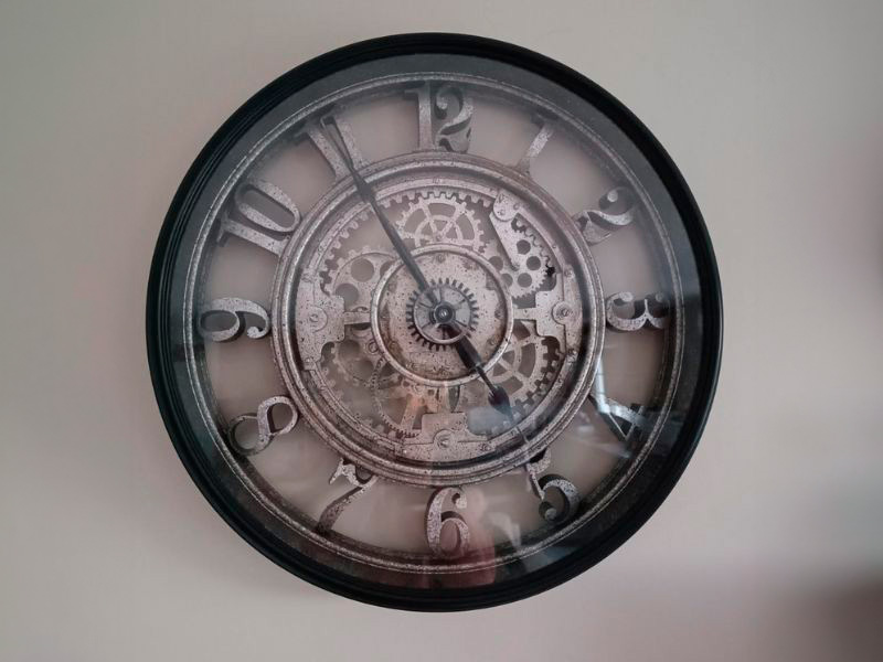 Foto de cliente de Reloj de pared Sarkis Color Negro y Gris 51 cm