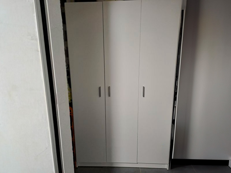 Foto de cliente de Armario Multiuso Escobero 109x180 3 Puertas