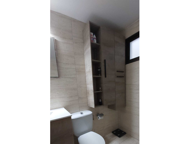 Foto de cliente de Mueble de Baño Pack Roble Alaska con Columna (Incluye Lavabo y Espejo)
